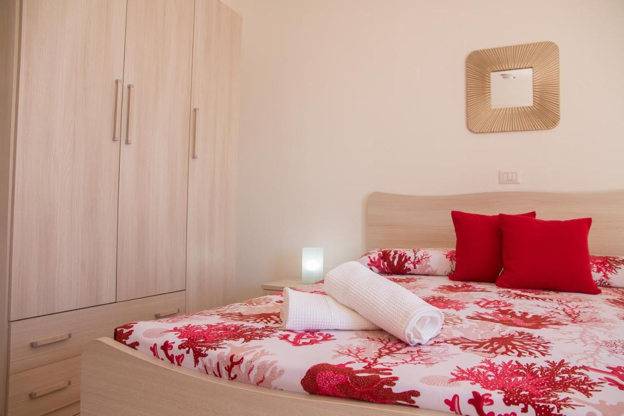Bluriva Hotel Cirò Marina Екстериор снимка